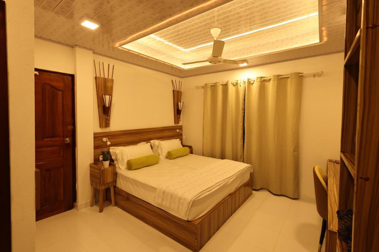 Batuta Maldives Fourson Hotel Thulusdhoo Luaran gambar