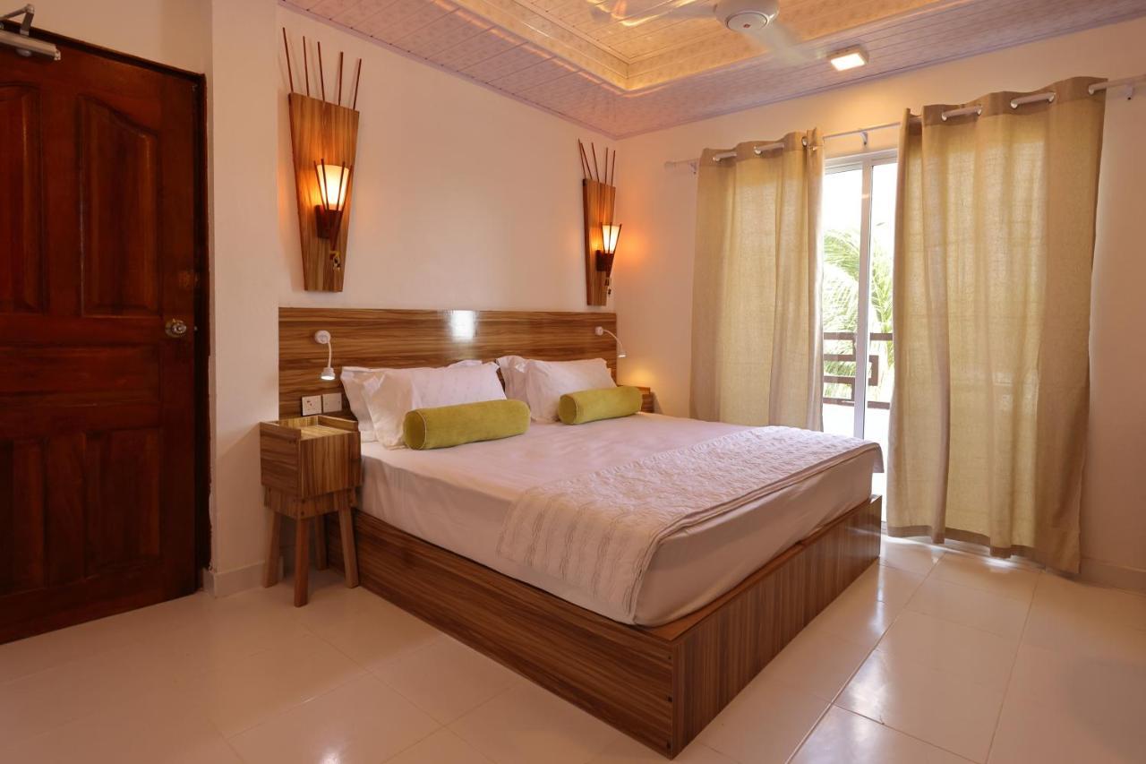 Batuta Maldives Fourson Hotel Thulusdhoo Luaran gambar